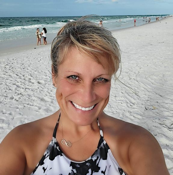 Meet your Posher, Robin - Picture 1 of 1